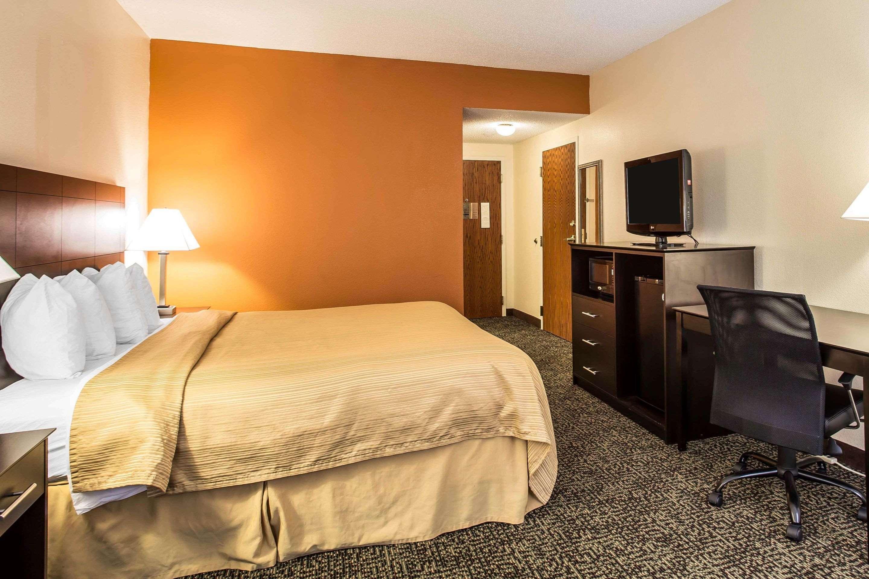 Quality Inn Union Us Hwy 176 Exterior photo